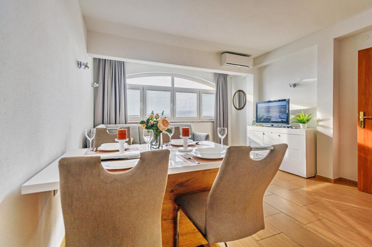 Comfort Apartments In Peaceful Area Zadar - With Garden Esterno foto