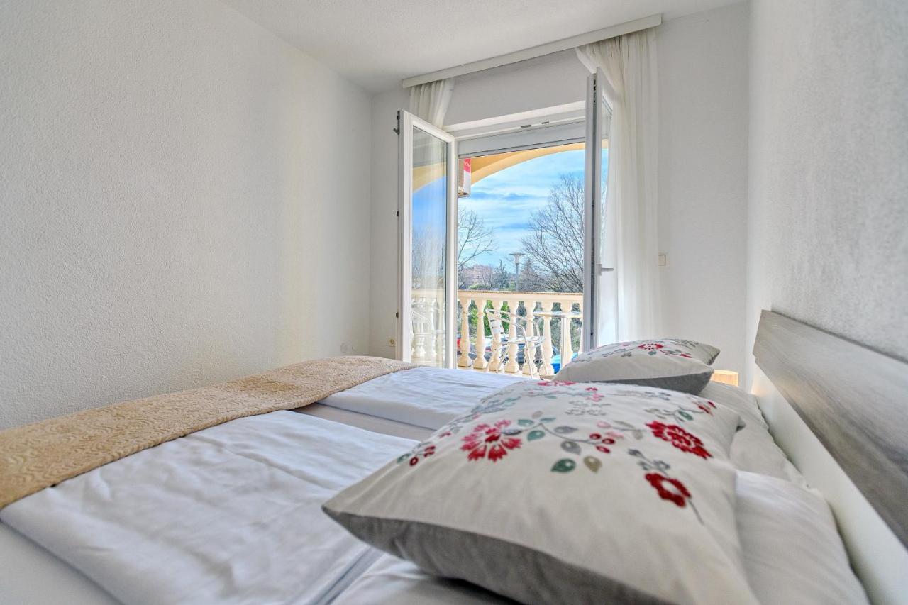 Comfort Apartments In Peaceful Area Zadar - With Garden Esterno foto