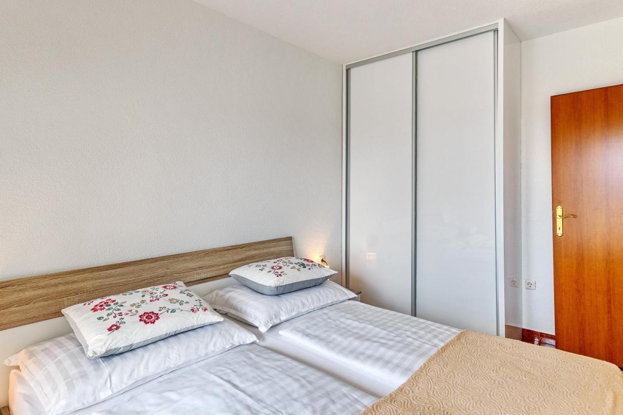 Comfort Apartments In Peaceful Area Zadar - With Garden Esterno foto