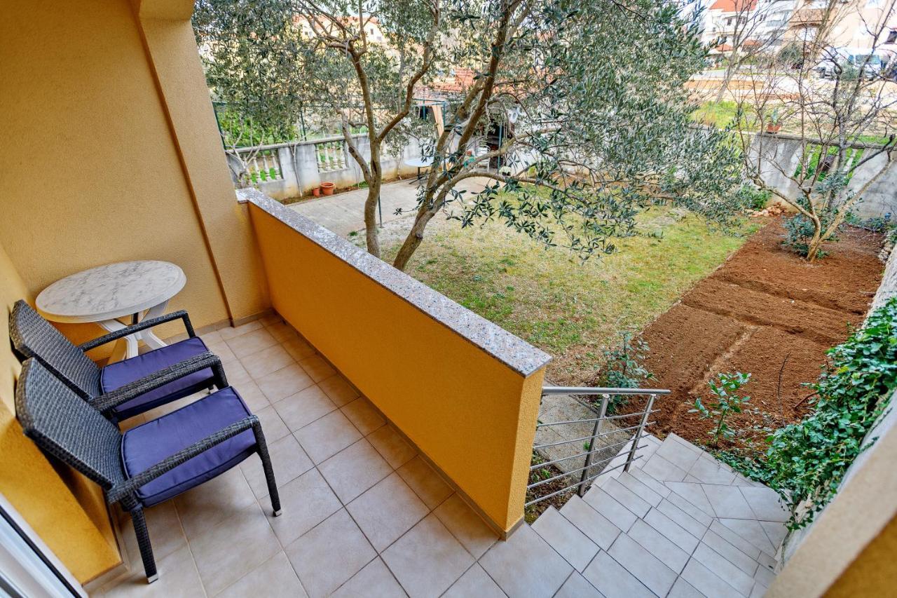 Comfort Apartments In Peaceful Area Zadar - With Garden Esterno foto